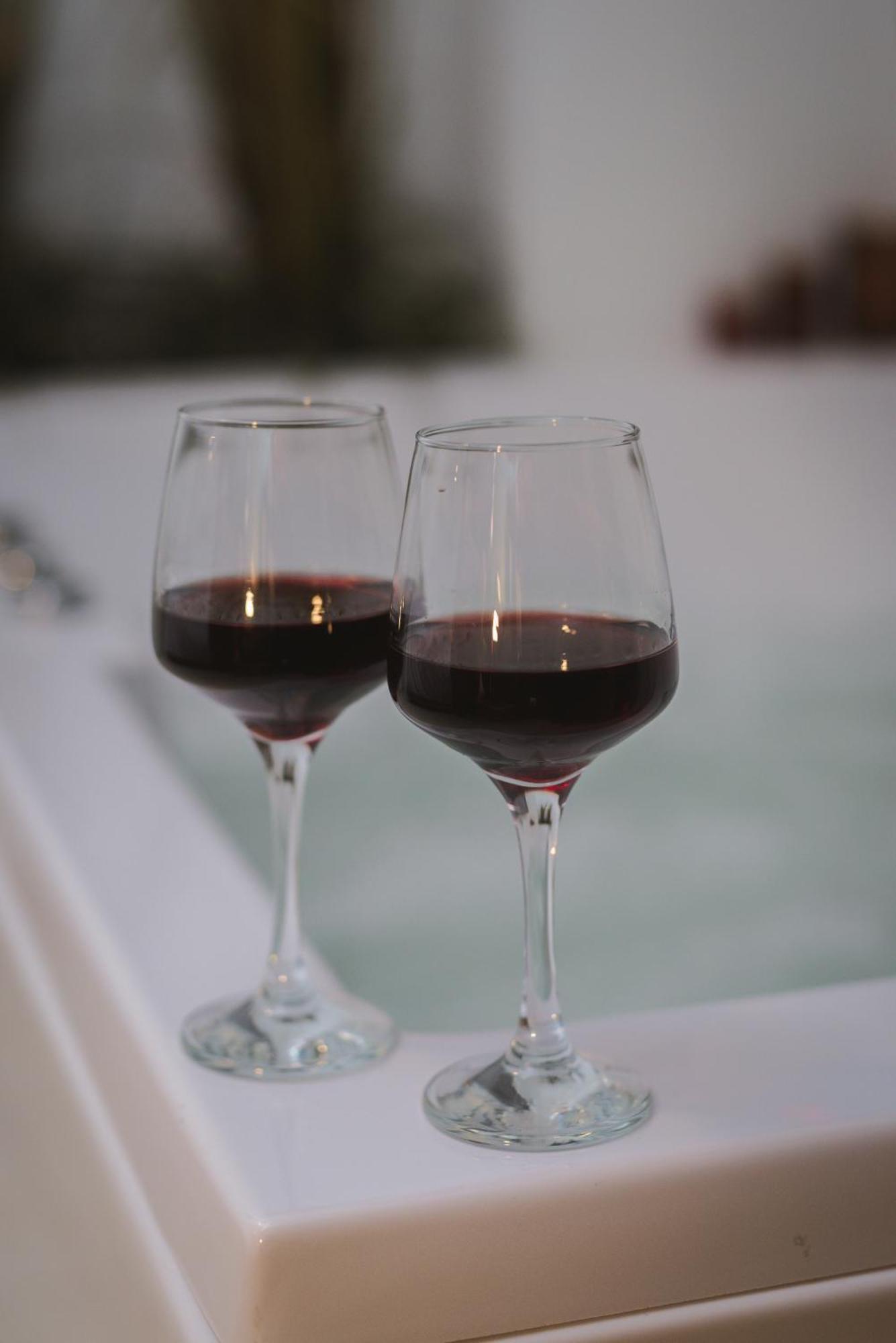 Stylish Apt W Jacuzzi, 5 Min To White Tower 테살로니키 외부 사진